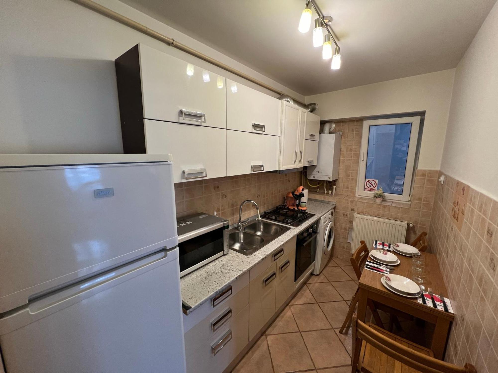2 Rooms Apartment City Center Iasi Extérieur photo