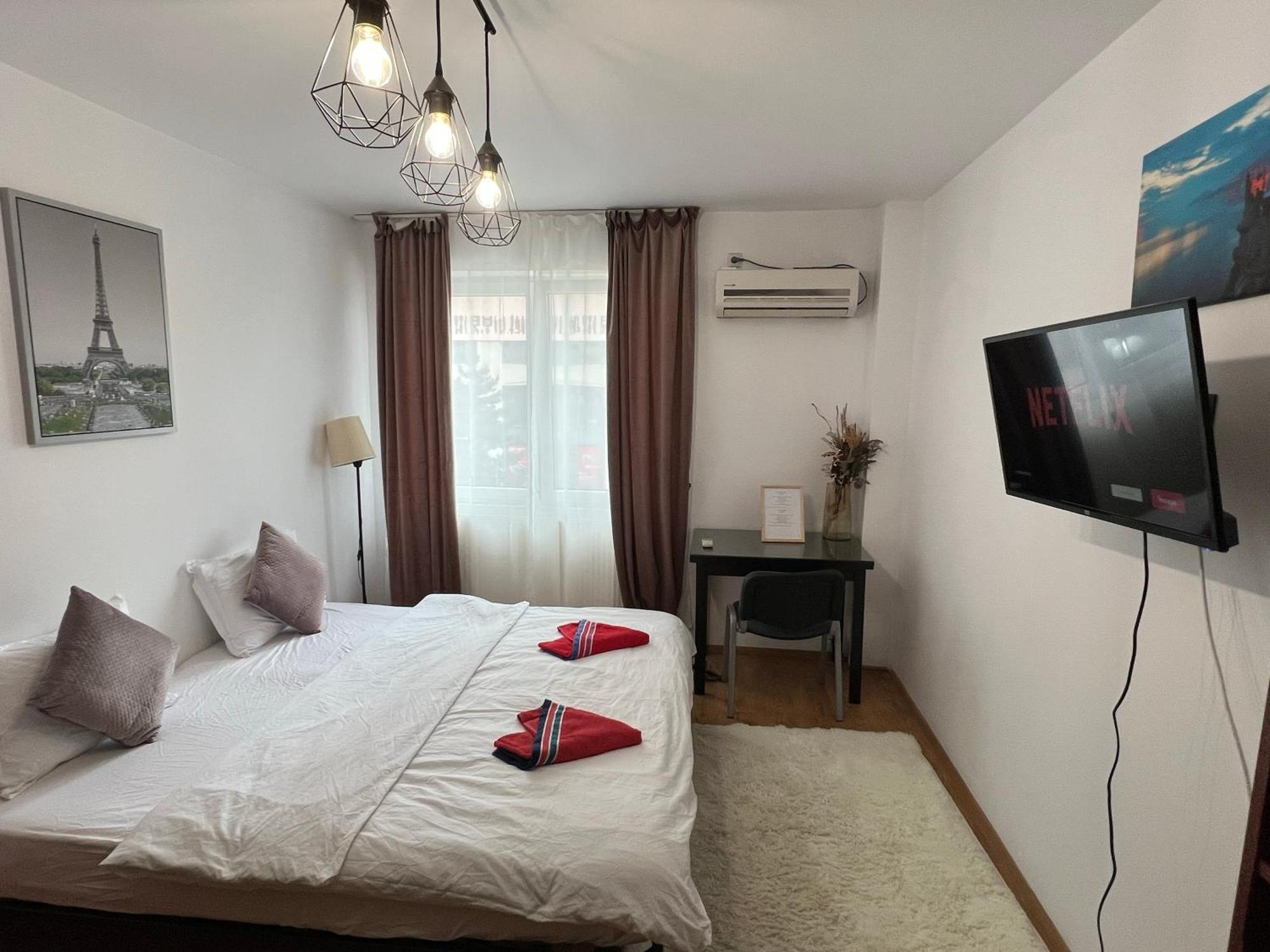 2 Rooms Apartment City Center Iasi Extérieur photo